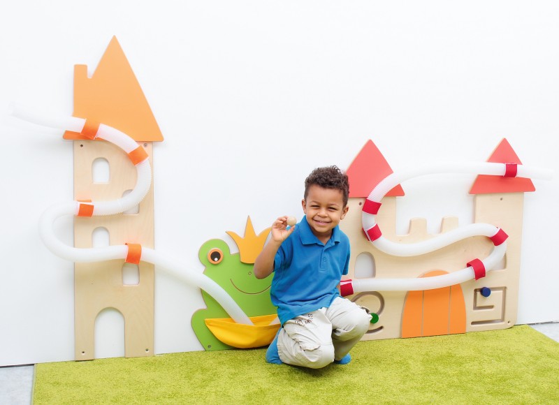 Fali golyópálya - Kastély