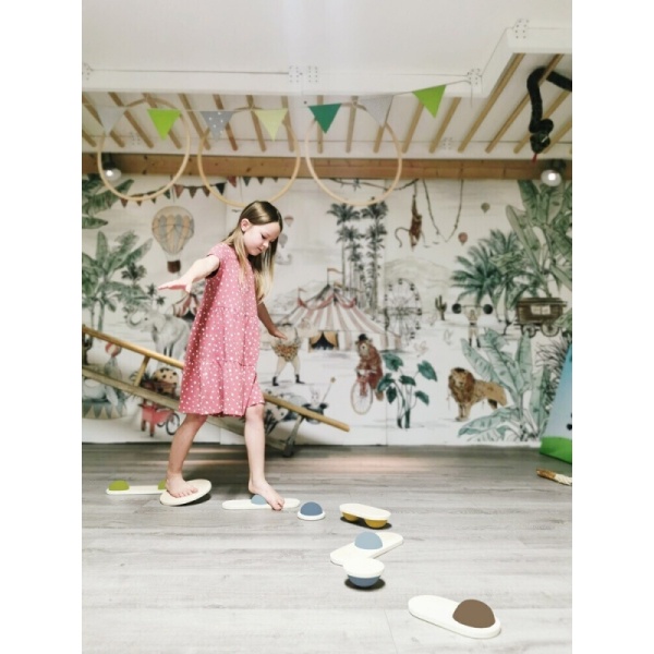 leg12242_20220809144414n